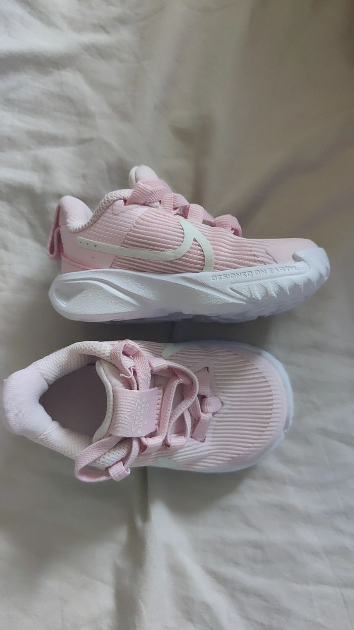 Baskets Nike bebe fille - photo numéro 2