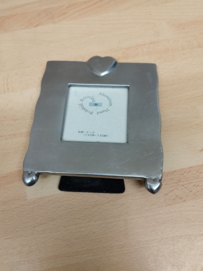 Cadre photo en fonte dimension 14 cm x 12,5 cm - photo numéro 2