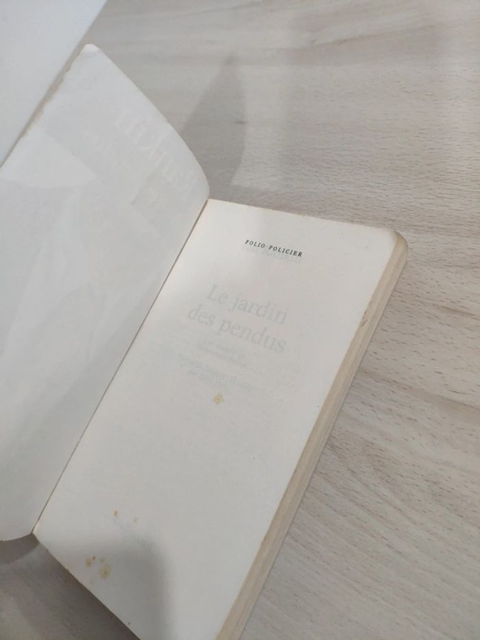 Livre poche le jardin des pendus inspecteur Rebus Ian Rankin - photo numéro 5