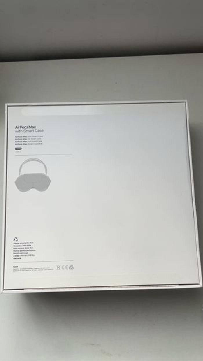 AirPods Max bleu - photo numéro 2