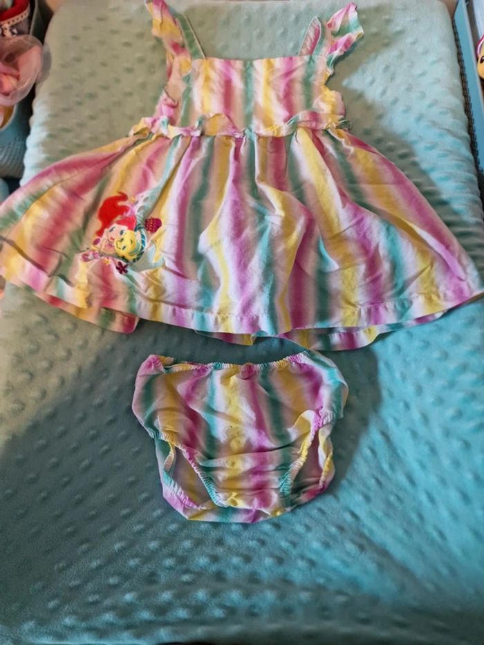 Magnifique robe gonflante fille