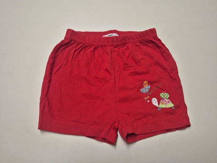 Short rouge 18 mois sans garguette