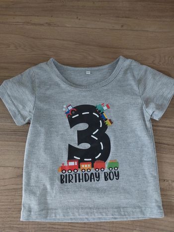 Tee-shirt anniversaire 3 ans garçon taille 3-4 ans