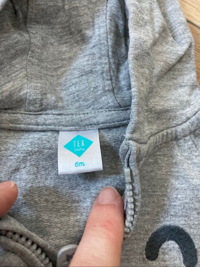 Gilet gris - photo numéro 3