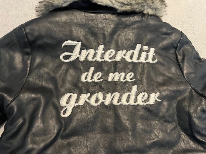 veste interdit de le gronder - photo numéro 17