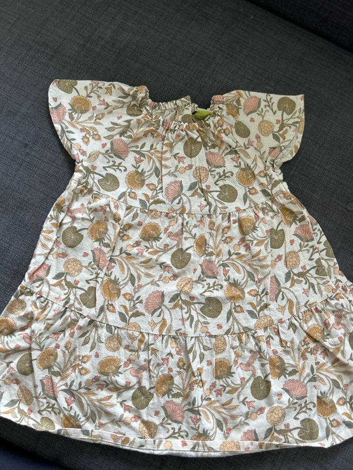 Robe tape à l’œil