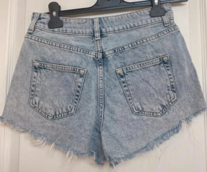 Short en jean Primark t36 - photo numéro 2