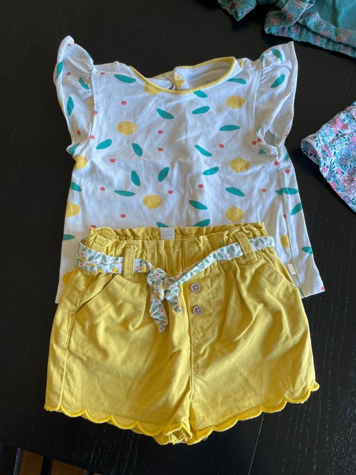 Lot 5 ensembles/robes 9 mois - photo numéro 2