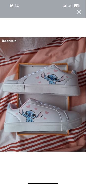 Baskets Stitch blanches neuves taille 39