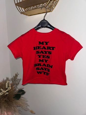 Crop-top rouge et noir pour femmes