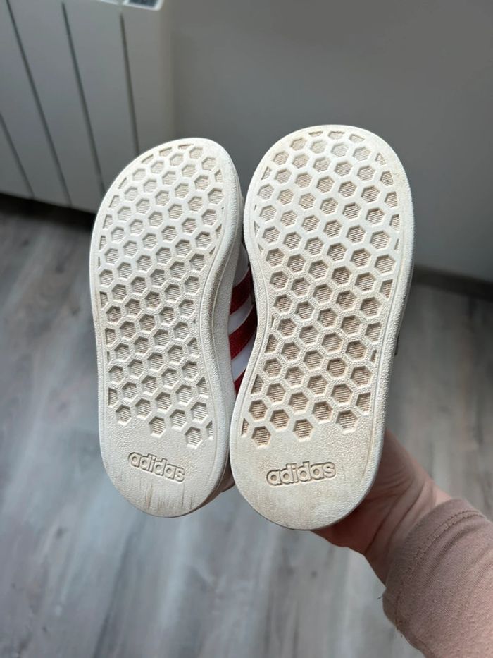 Basket - Adidas - pointure 26 - photo numéro 5