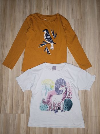 Lot de deux t-shirts, fille taille 5-6 ans