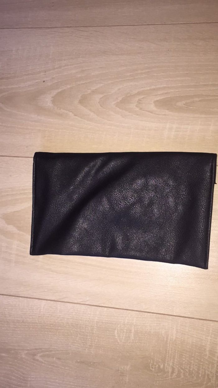 Pochette noire - photo numéro 2