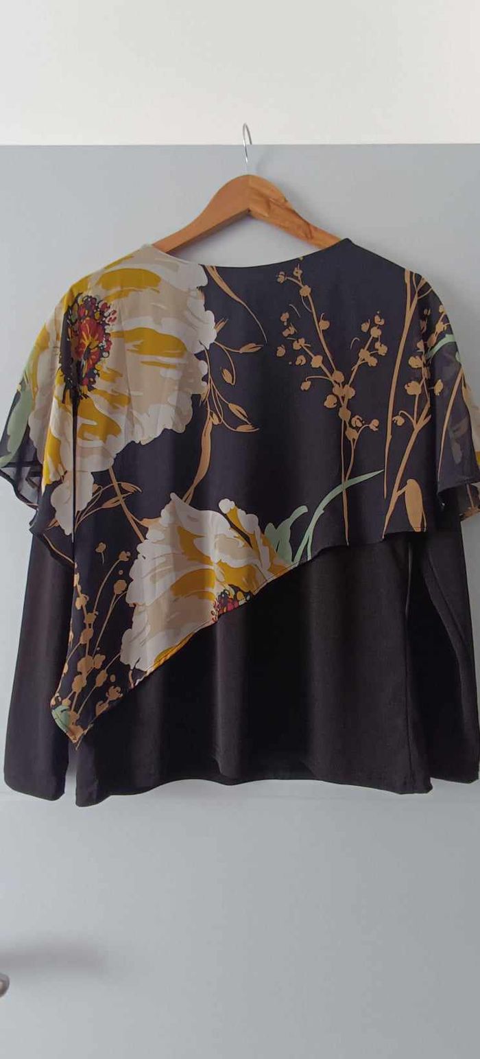 Blouse avec voile fleuri manches longues avec collier intégré taille 3 - photo numéro 3