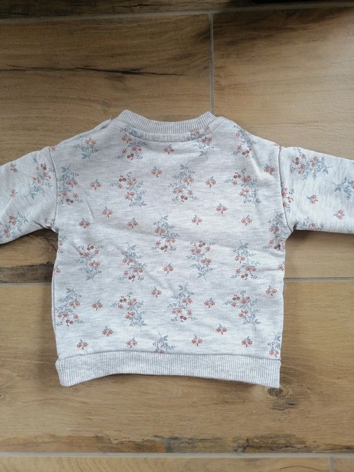 Sweat fleurs - photo numéro 2