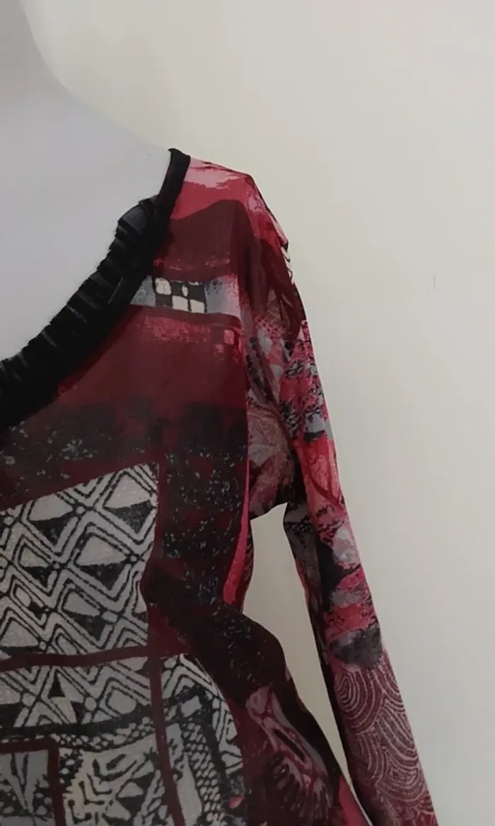 Joli haut chic voile rouge et noir Halogène T 40/42 - photo numéro 6