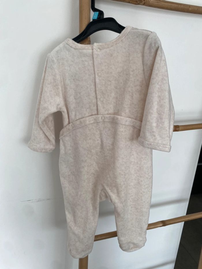 Pyjama velours 6 mois neuf - photo numéro 3