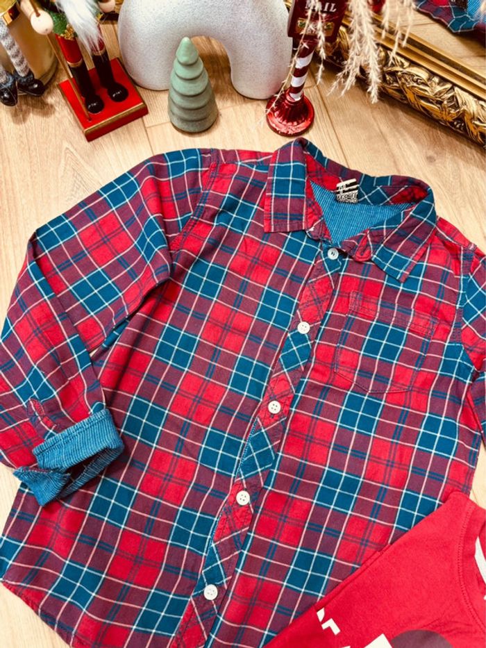 Taille 8 ans chemise et teeshirt Noël garçon TAO Kiabi rouge bleu * bonnet Noël * 🎄 - photo numéro 2