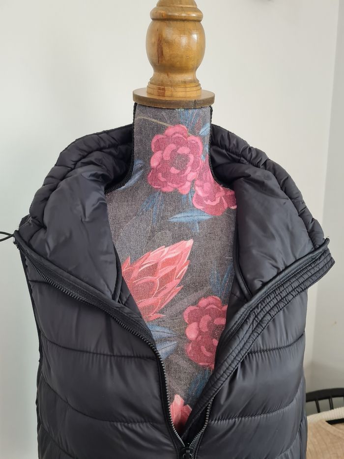 Parka sans manches noire zara - photo numéro 5