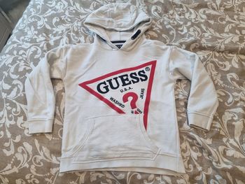 Pull sweat capuche Guess