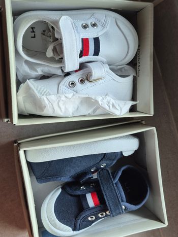 Chaussures neuves 21