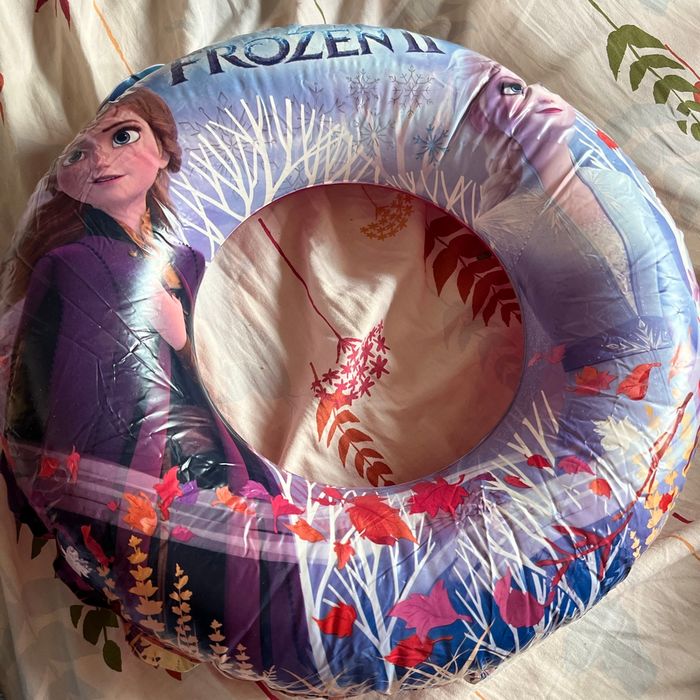 Bouée reine des neiges