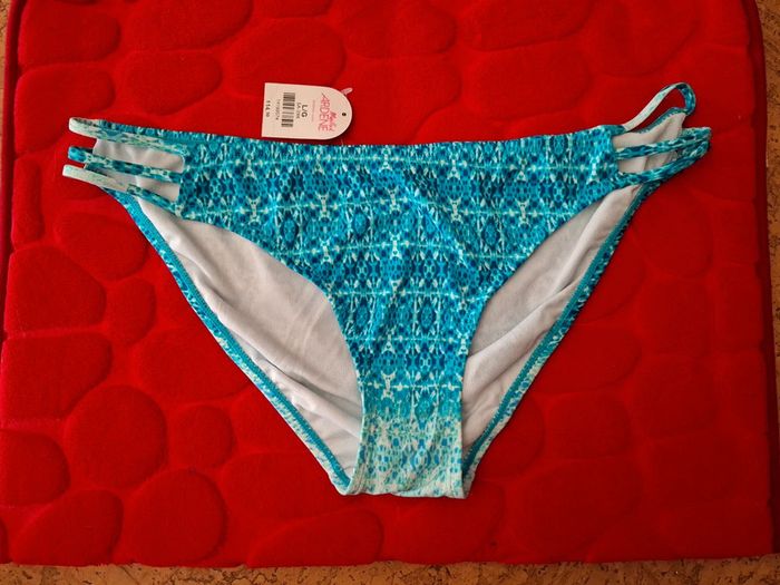 Culotte bleue Ardene