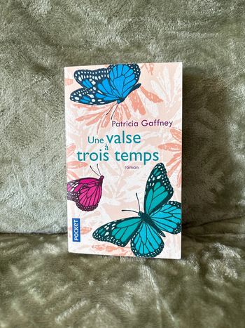 Roman une valse à trois temps