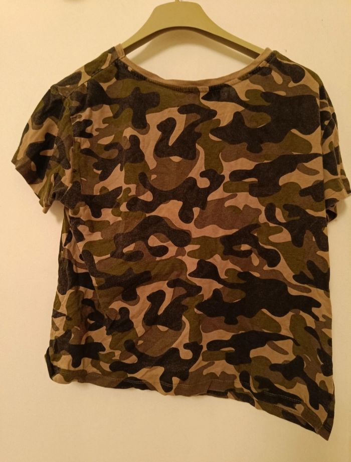 T-shirt Crop Top Jennyfer Camouflage - photo numéro 4