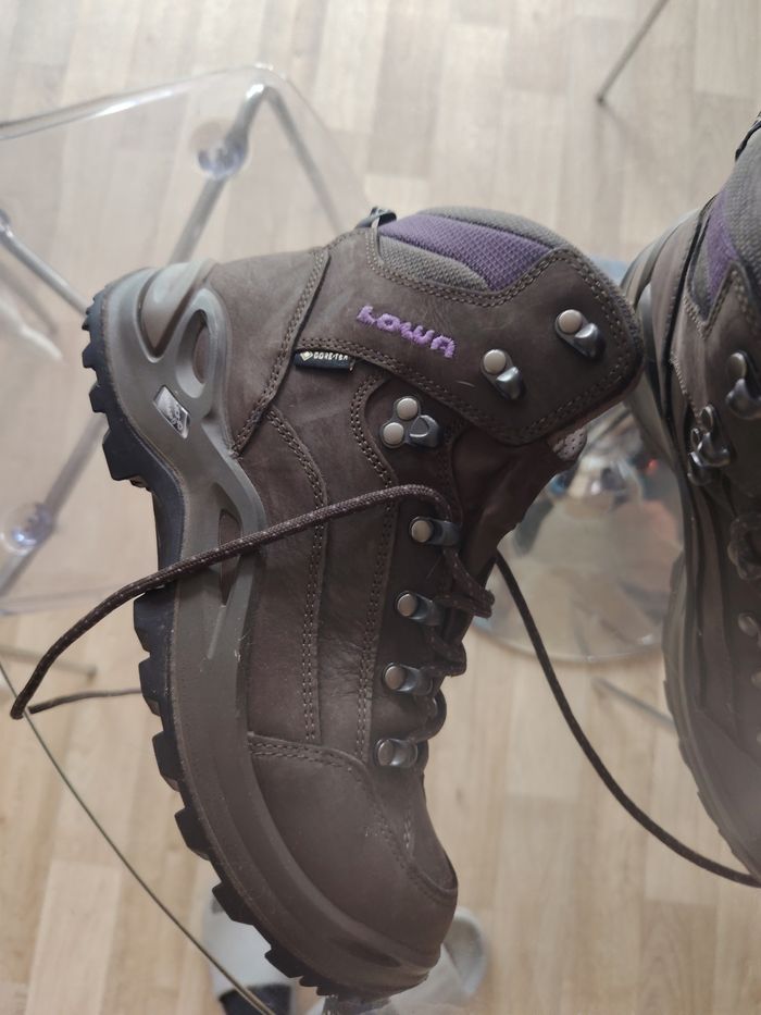 Chaussures randonnées Lowa état neuf Renegade GTX Mid Ws