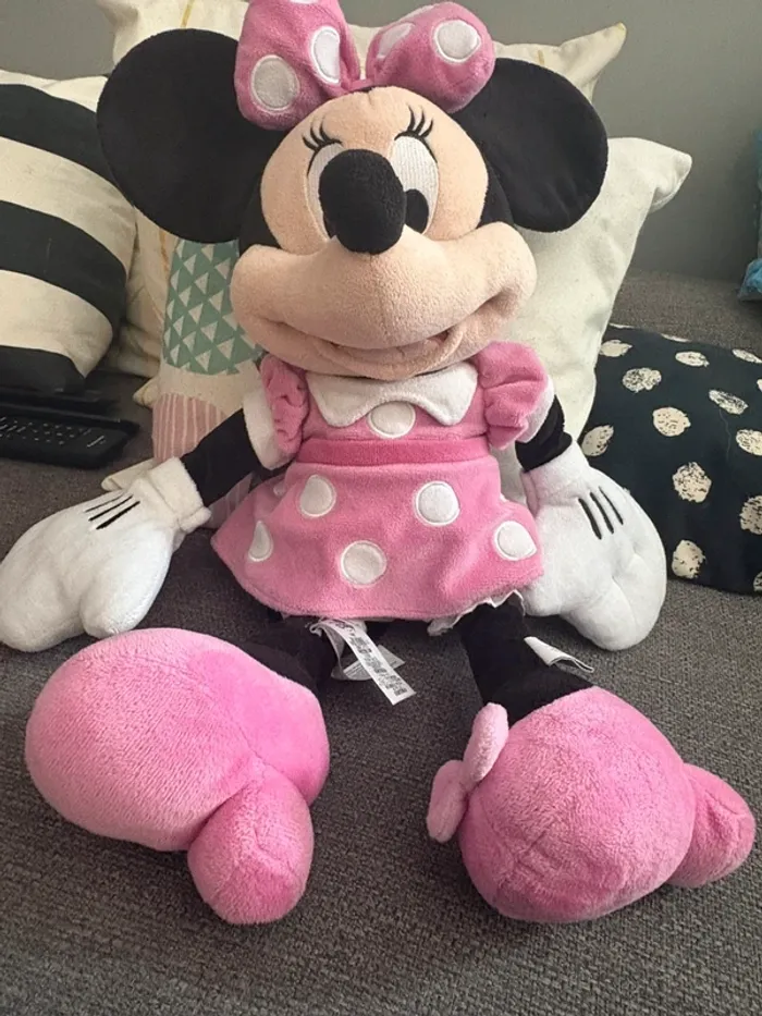 Grande peluche Minnie rose Disney Store