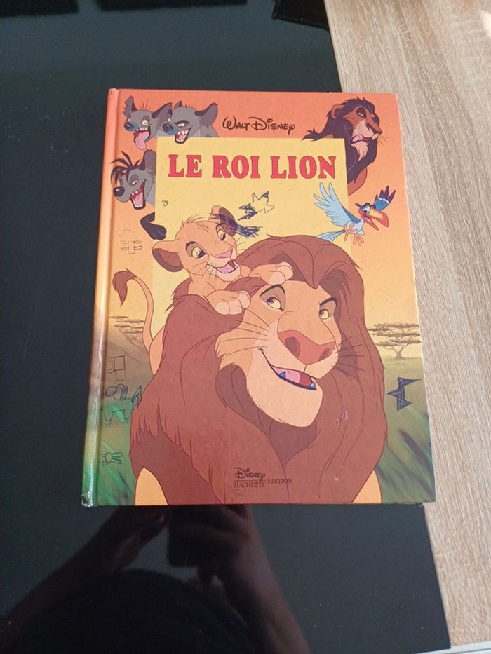 Livre le roi lion