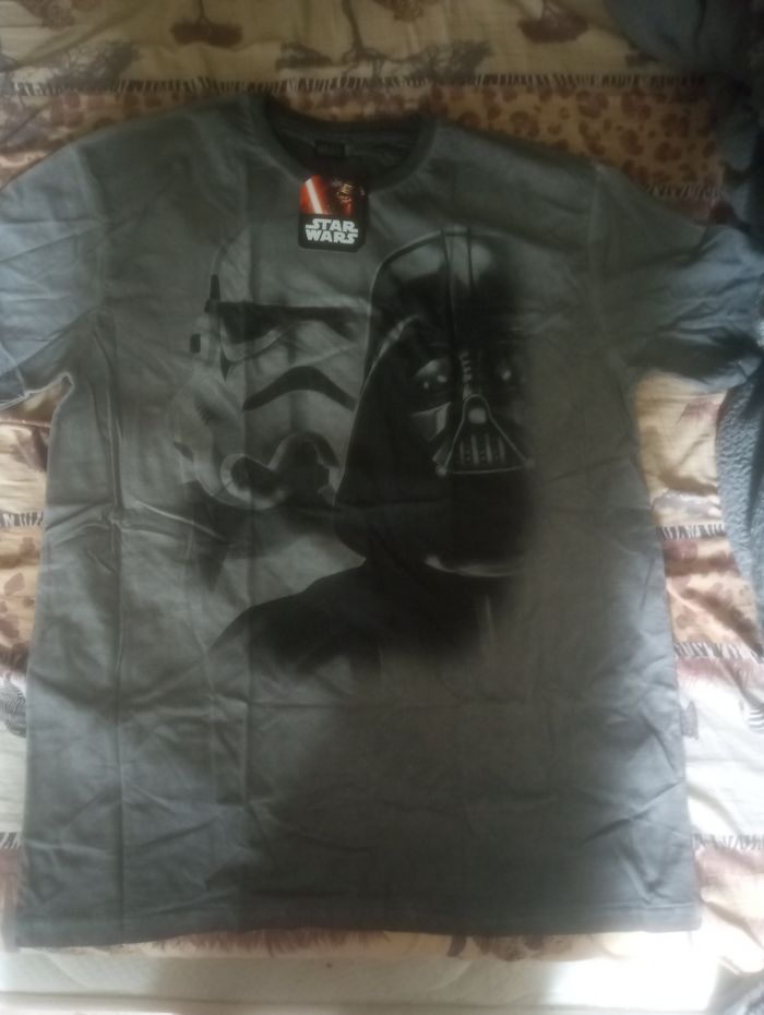 Tee shirt