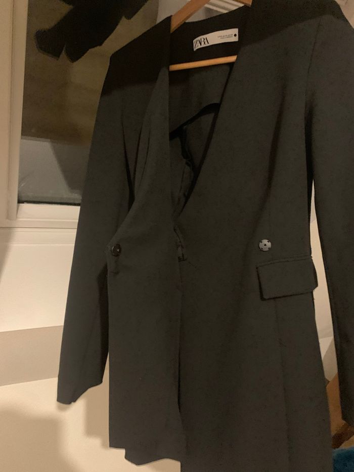 Robe noir blazer - photo numéro 3