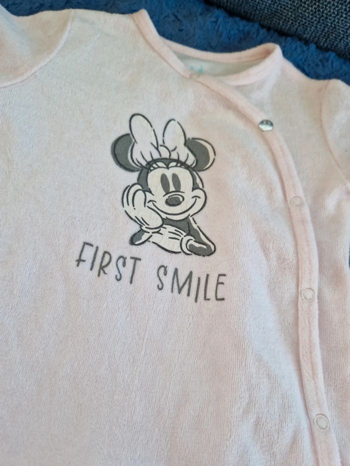 Pyjama Disney Baby comme neuf - photo numéro 2