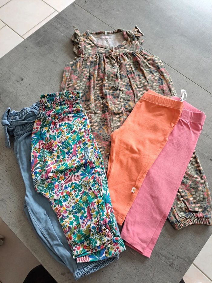 Lot pantalons été 6 mois