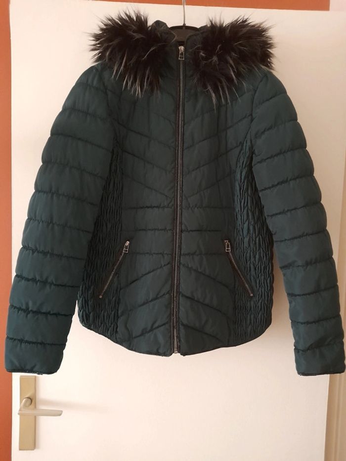 Doudoune capuche fausse fourrure