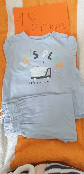 Pyjamas 2 pieces