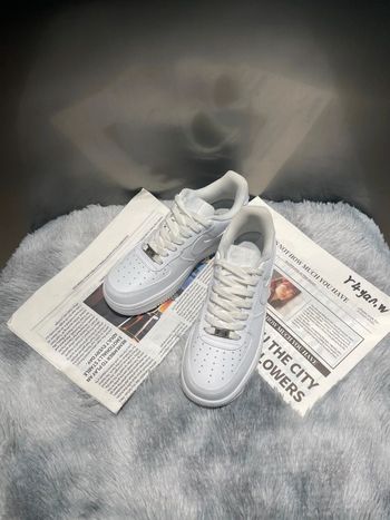 Nouveau Nike Air Force 1 Low Blanc - Taille 43