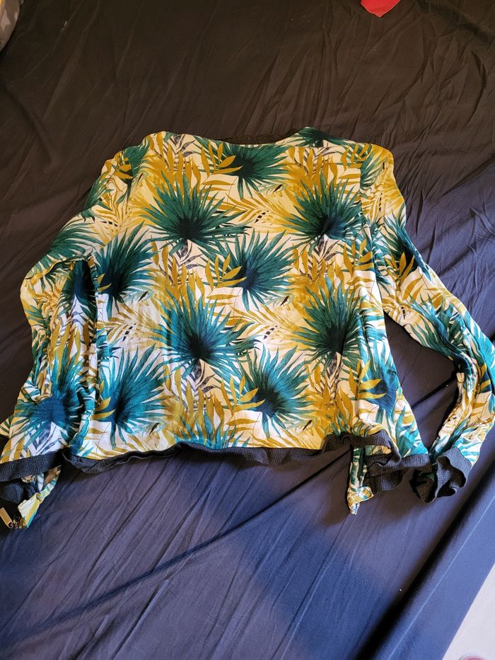 Vestes taille 38 euros pièce - photo numéro 2