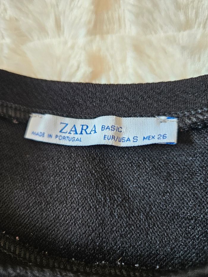 Tee-shirt noir taille 36 Zara - photo numéro 2
