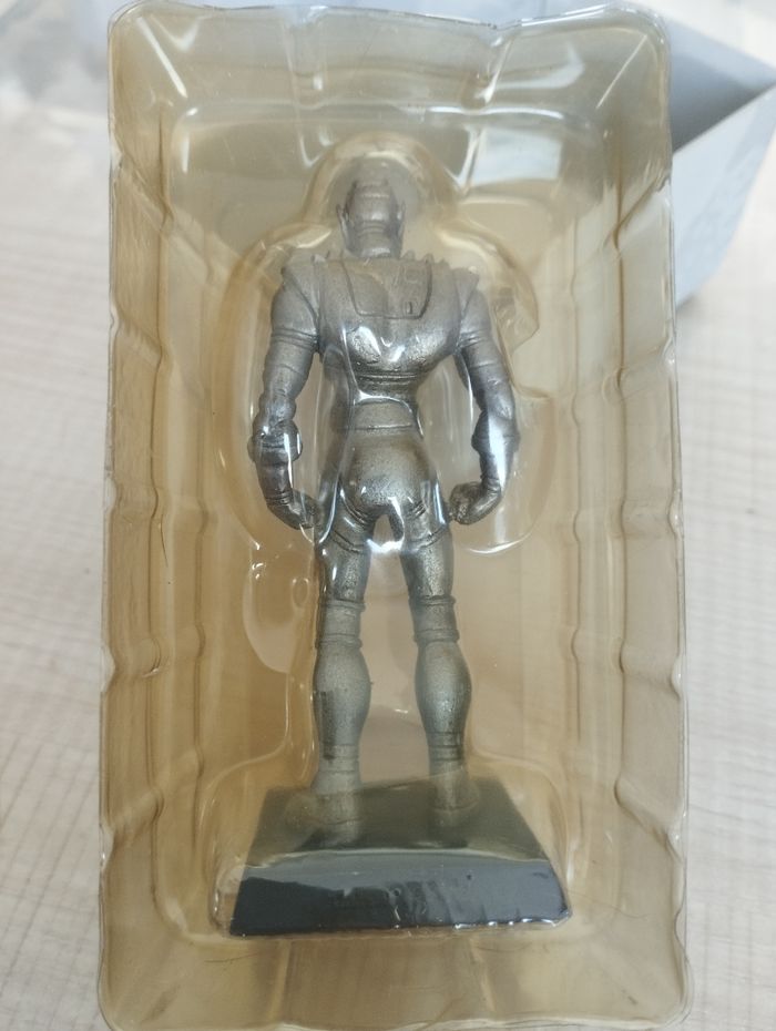Figurine Marvel ultron en plomb - photo numéro 3