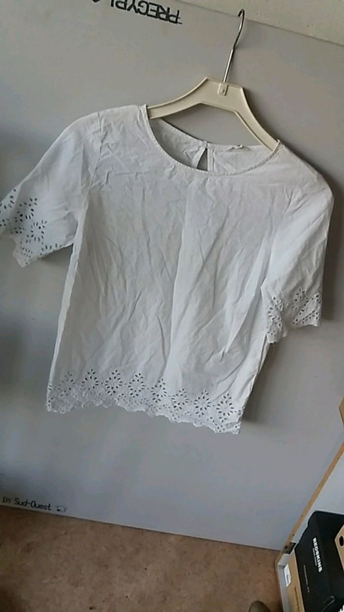 haut blanc dentelle - photo numéro 2