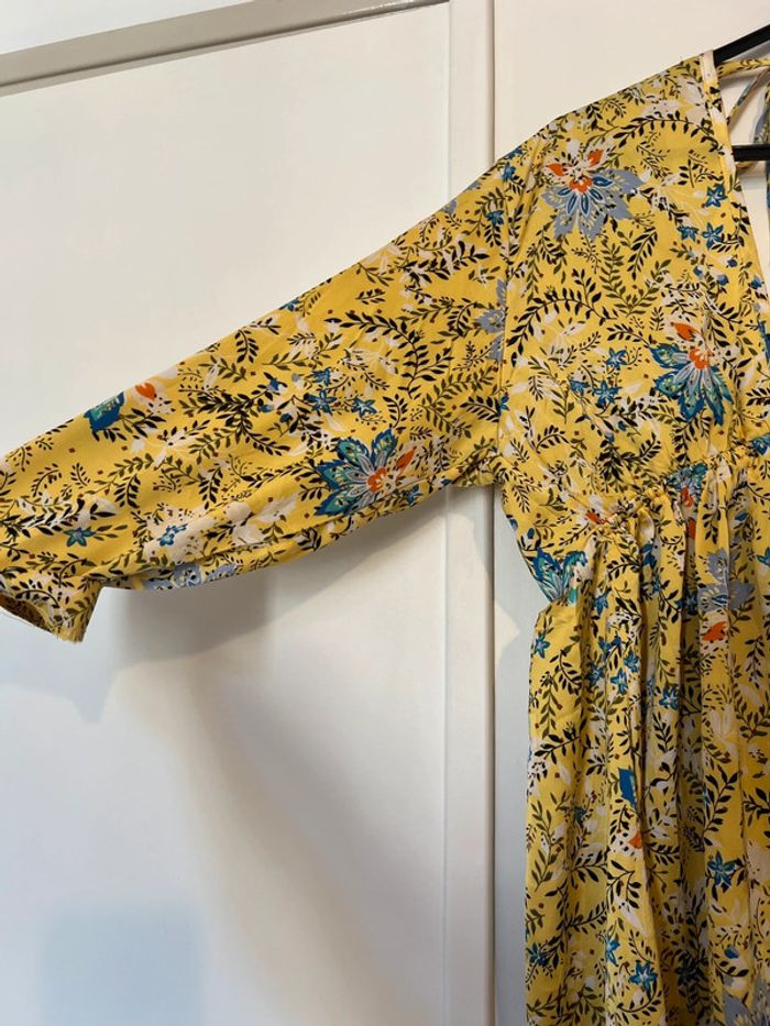 Robe courte d’été col V taille M/L - photo numéro 3