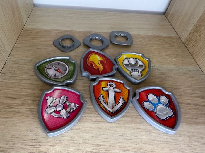 Lot de badges pat patrouille