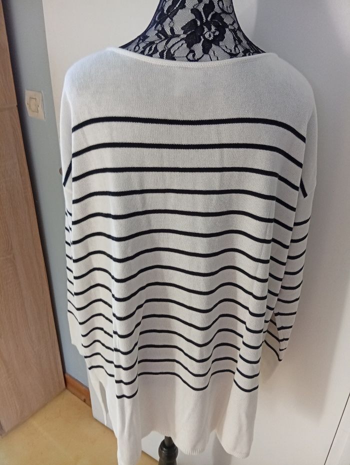 Jolie gilet indiqué M qui peut aller à un 50 59% coton et 41% rayon - photo numéro 5