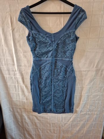 robe en dentelle h&m taille 38