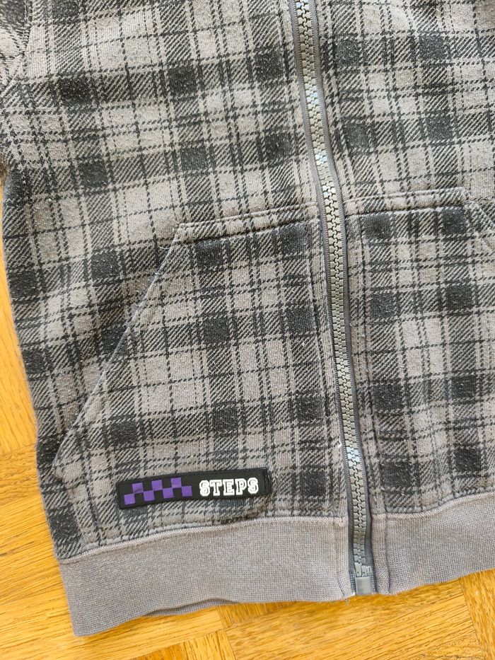 Gilet zip a capuche 3 ans carreaux gris et noir - photo numéro 3