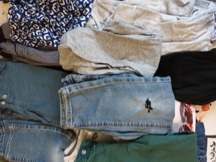 Lot vêtements 6 ans - photo numéro 5