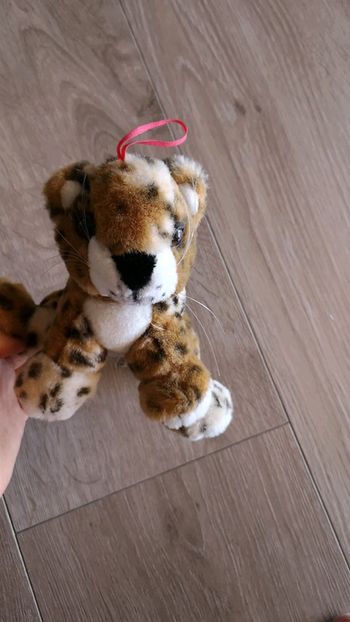 Peluche tigre 20 cms environ